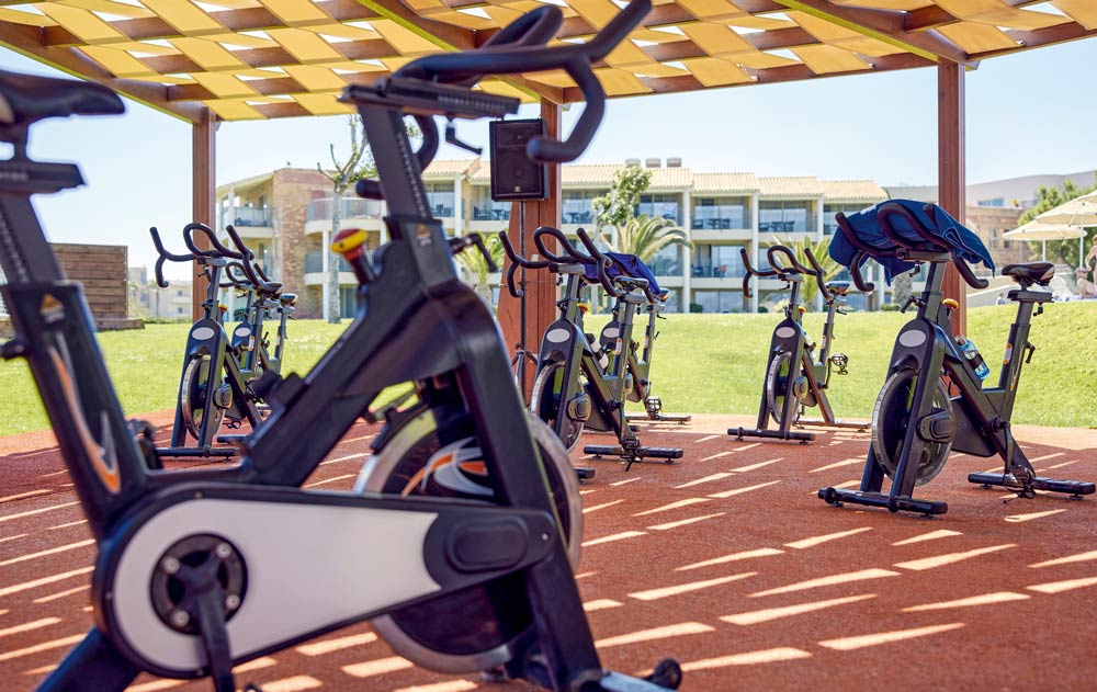 Outdoor Spinning im Hotel Candia Maris Kreta