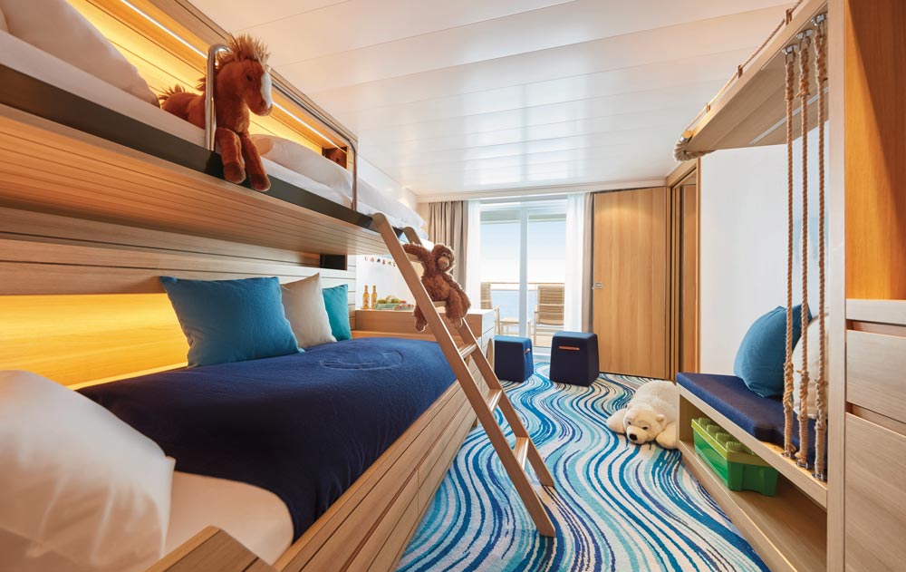 Kabine mit Balkon in einem Hapag Lloyd Cruises Kreuzfahrtschiff